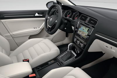 
Volkswagen Golf VII (2013). Intrieur Image 2
 